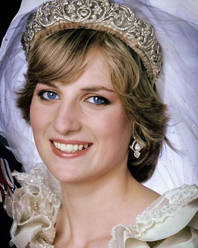 Princess Diana never-before-seen photographs