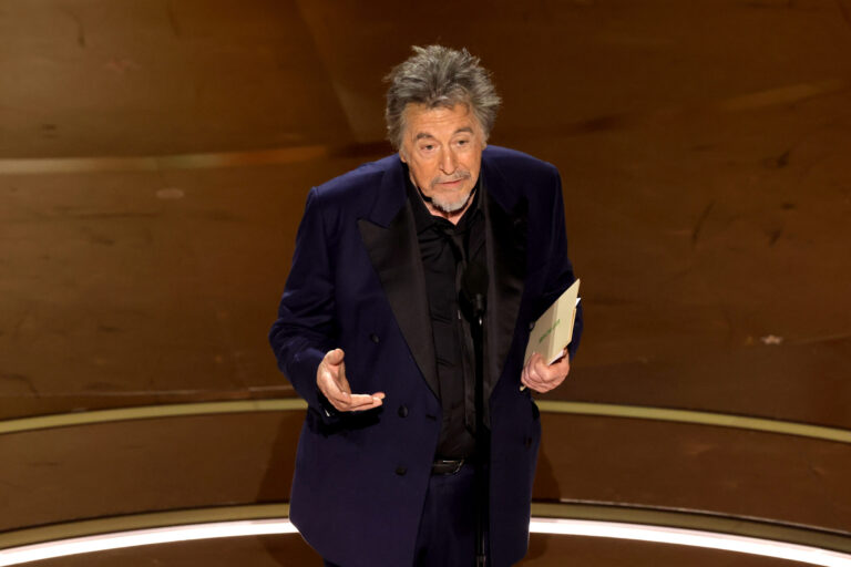 People are calling Al Pacino’s slip up at the Oscars last night the biggest mistake since 2016 😮😱 Bless his heart! Video in Comments 👇